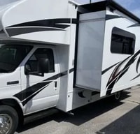 Family friendly 24' Class C