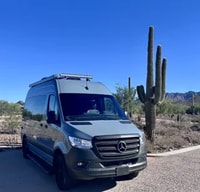 Family Explorer Van – Comfort for 2 Adults + 2 Kids