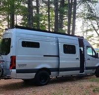 ROVENN - Mercedes Winnebago + Adventure Wagon Class B