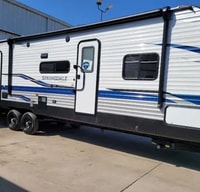 2021 Springdale 303BH Travel Trailer w/free WIFI.