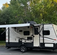 The Ultimate Family Camper (Free Napa or Sonoma Pick up)