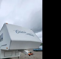 Richard's Thor Motor Coach 25 RLS Fifth Wheel