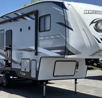 Family getaway 5th wheel camper.
