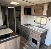 Cozy Trailer Big Adventures