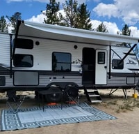 Rv Rentals Way Of Life's Solar! The Jayco Jay Flight SLX 264BHW Baja Edition Travel Trailer J1