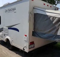 Jayco Feather ultralite Hybrid