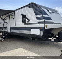 Jeremy's Crossroads Zinger 299RE Travel Trailer