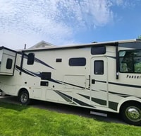 Jenalee's Coachmen Pursuit Class A