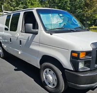 CAMPHA COUPLE Ford E250 Stealth Campervan
