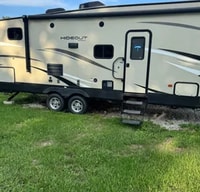 Keystone Hideout Fifth Wheel bunkhouse!