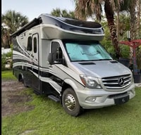 Travel in Class Mercedes-Benz Isata3 Class C