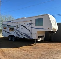 Matthew's Ragen Falcon 3005 Fifth Wheel