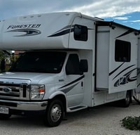 Rodrigo's Forest River Forester 2441DS Class C