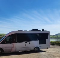 Leisure Travel Van Unity RL - PNW Glamping Easy for First Timers