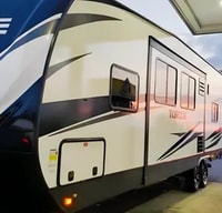 Deep South Camping Heartland T322 Toy Hauler