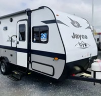Midsize SUV Towable, New 2022 Jayco Jay Flight SLX 7, 174BH Bunkhouse