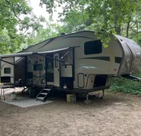 Marc's Flagstaff BHWS28 Fifth Wheel