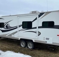 YAN SCHULTZ 's Skyline SELECT260 Travel Trailer