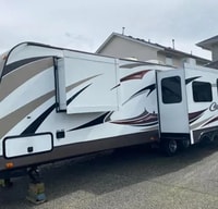 Kevin's Cougar 29Rks Travel Trailer