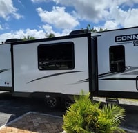 Victor's KZ Connect  C281bhse Travel Trailer