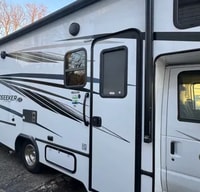 Jason's Forest River Sunseeker Class C