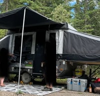 Like-New Family Friendly 2021 ROCKWOOD FOREST 1940LTD Tent Trailer w/ heated mattresses