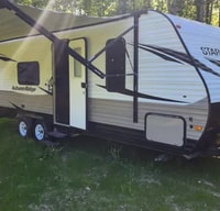 Adventures Starcraft Autumn Ridge 26'