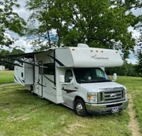 Family & Pet friendly Bunkhouse Motorhome