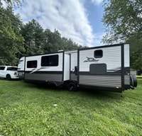 THE MAMIE LYNN- Jayco Jay Flight Travel Trailer