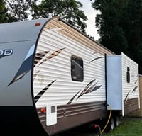 Kyle's Forest River Wildwood 27rei Travel Trailer