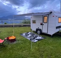 Rocky: Rolling Funder Camper Trailer