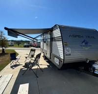 The Cozy Cabin Cruiser (0000)