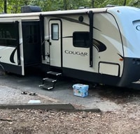 Tony's Keystone Couger 34tsb Travel Trailer