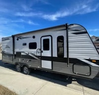 Steven's 2022 Jayco SLX 224BH Travel Trailer