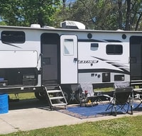 Make Memories with Jay! (Jayco Jay Feather 24BH)