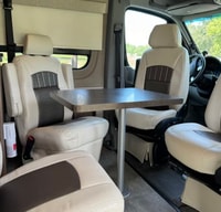 Raven-Lux “In My Touring Era” RV Seats 7 Sleeps 2