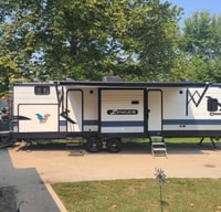 Pet Friendly Bunkhouse Camper Rental