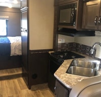 2017 Thor Motor Coach Freedom Elite 29FE