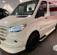 NEW! 2024 Mercedes Benz Luxe Cruiser w/ Bathroom!