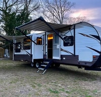 Pickup or delivery opposing slide Wildwood 27 REI