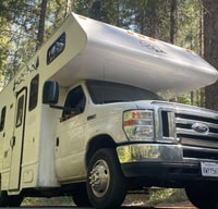 2017 Thor Motor Coach Majestic