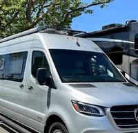 Vantonio Banderas - Winnebago Boldt 70BL