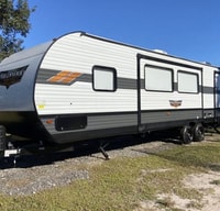 2021 Forest River Wildwood w/ bunk house