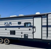Weekend Getaway Camper Rental!