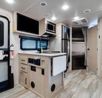 Spacious & Family Friendly Micro Lite 25 ft