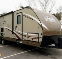 Cozy Coleman Camper - Adventure Awaits