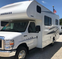 Winnebago Outlook SmileyCamper1