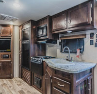 2018 28ft jayco slx