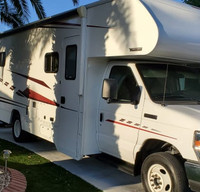 2019 Winnebago Outlook