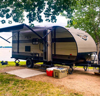 Pet Friendly,Super Slide Out, 2020 Forest River Wildwood camper with big ca
